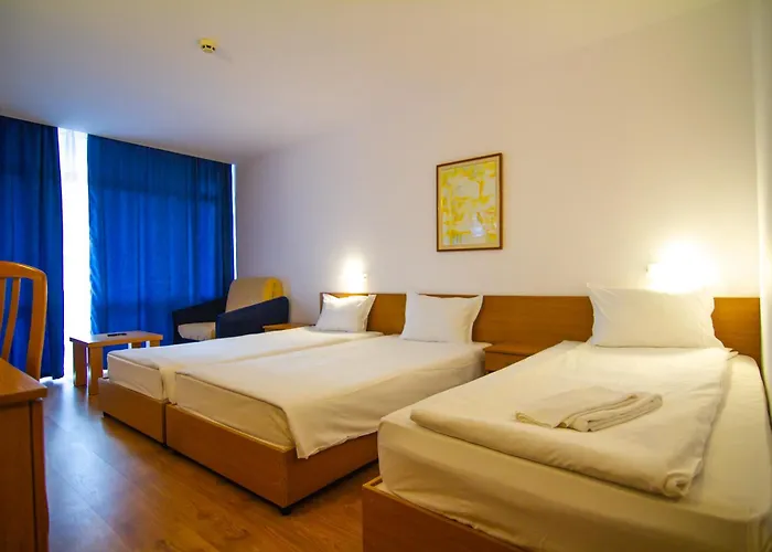 Hotel Opal