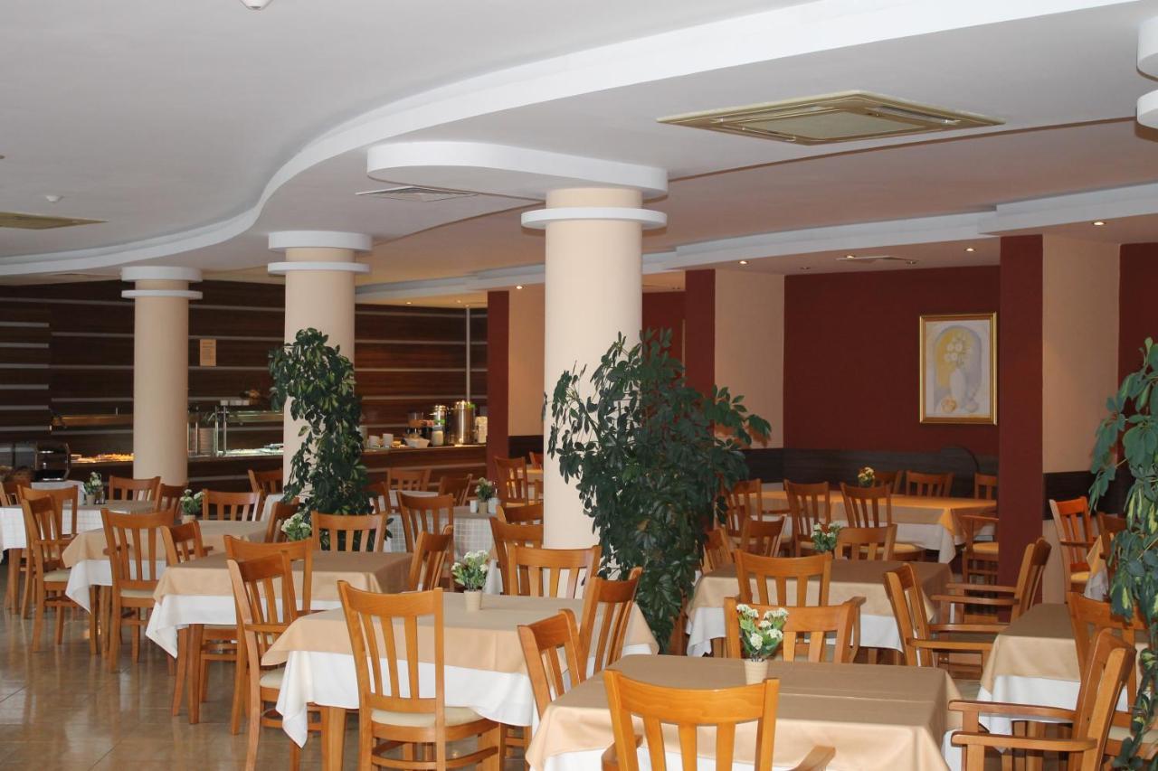 Hotel Opal